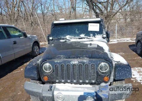 2012 Jeep Wrangler Unlimited Sahara z USA, uszkodzony, nr VIN 1C4HJWEG7CL191444